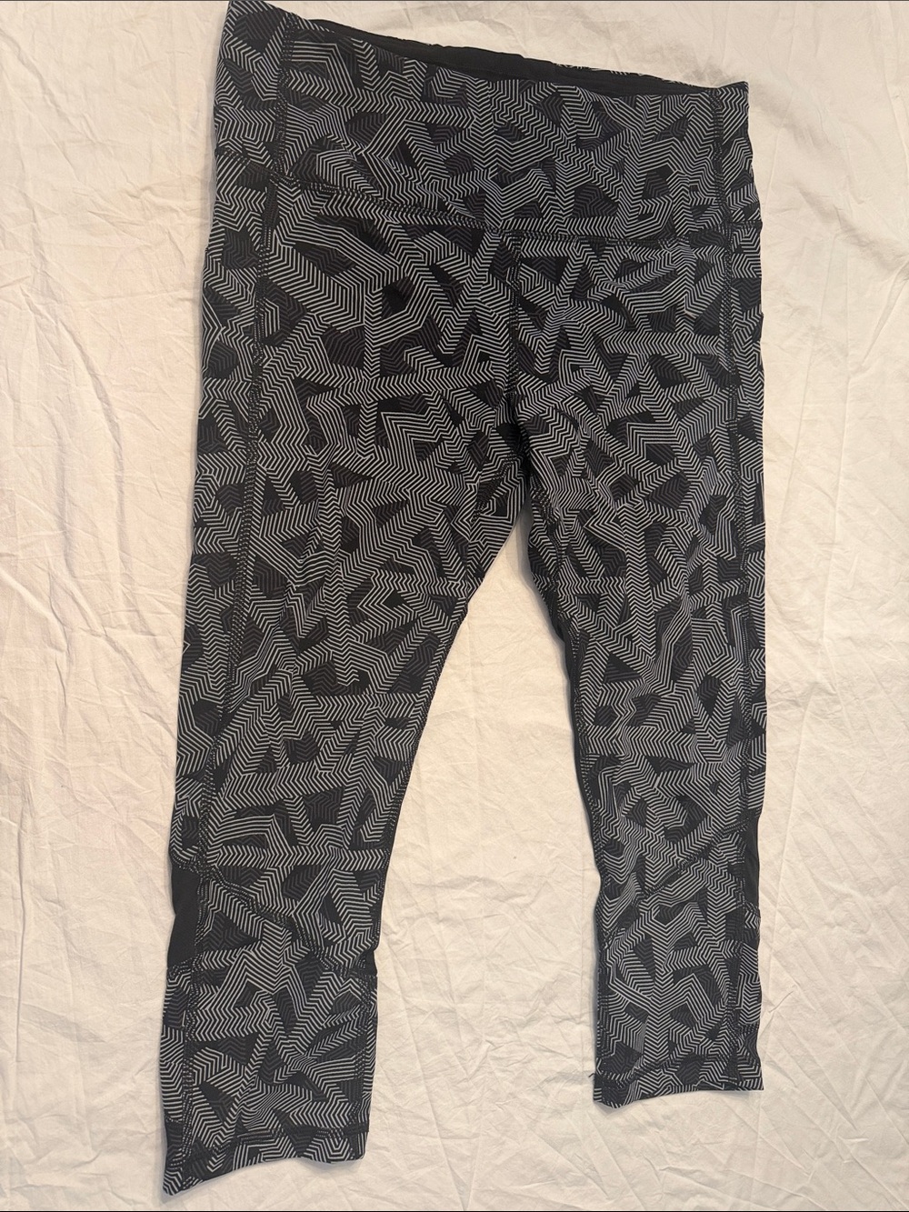 lululemon athletica Black and White Geometric Print Leggings